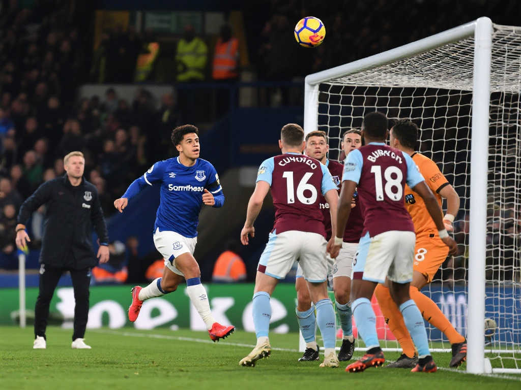 帮助球队在 帮助球队在