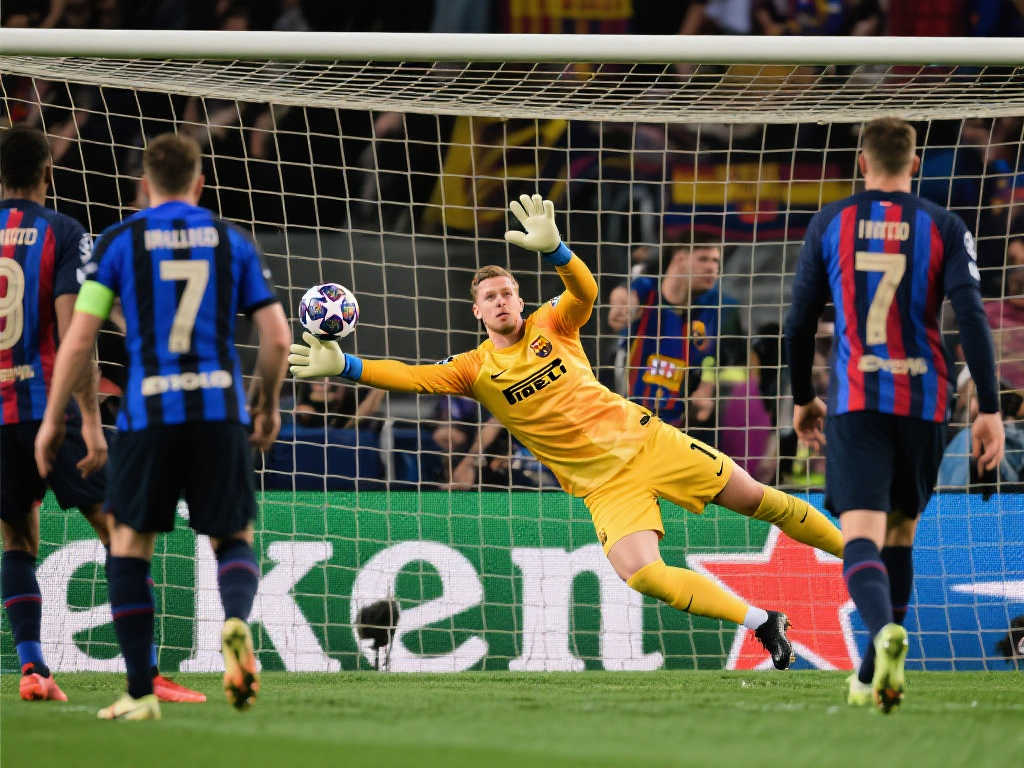 入财务困境 入财务困境